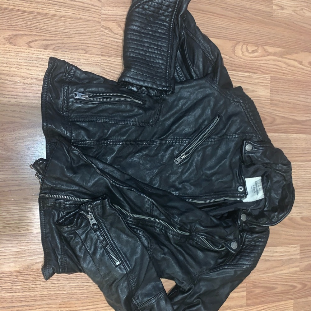 Abercrombie leather jacket like new